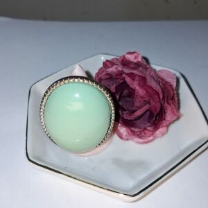Large Light Green Oval Cabochon Cocktail Ring (Silvertone)
